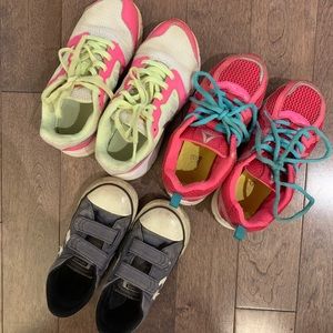 ⭐️3 Pairs Girls Sneakers Bundle⭐️ including Nike, Converse, Reebok